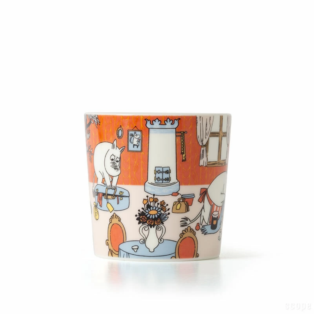 Moomin Arabia Holiday Rush mug 2026 featuring Moomin characters in a summer seasonal design