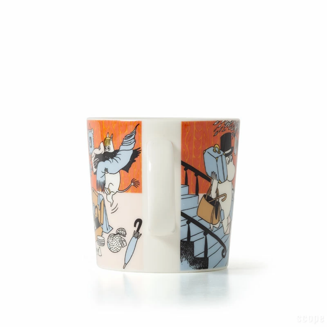 Moomin Arabia Holiday Rush mug 2026 featuring Moomin characters in a summer seasonal design